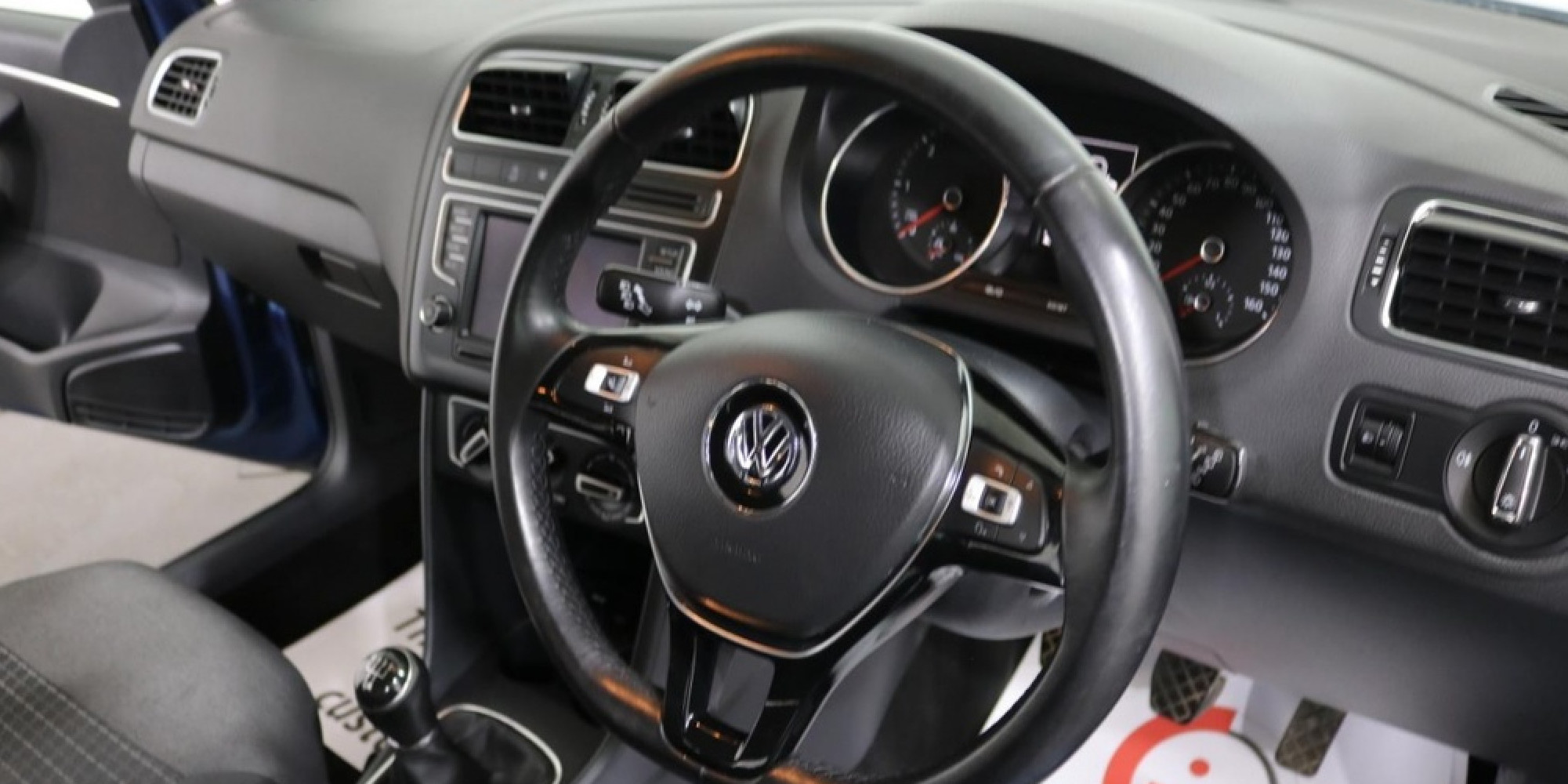 VW Polo front interior